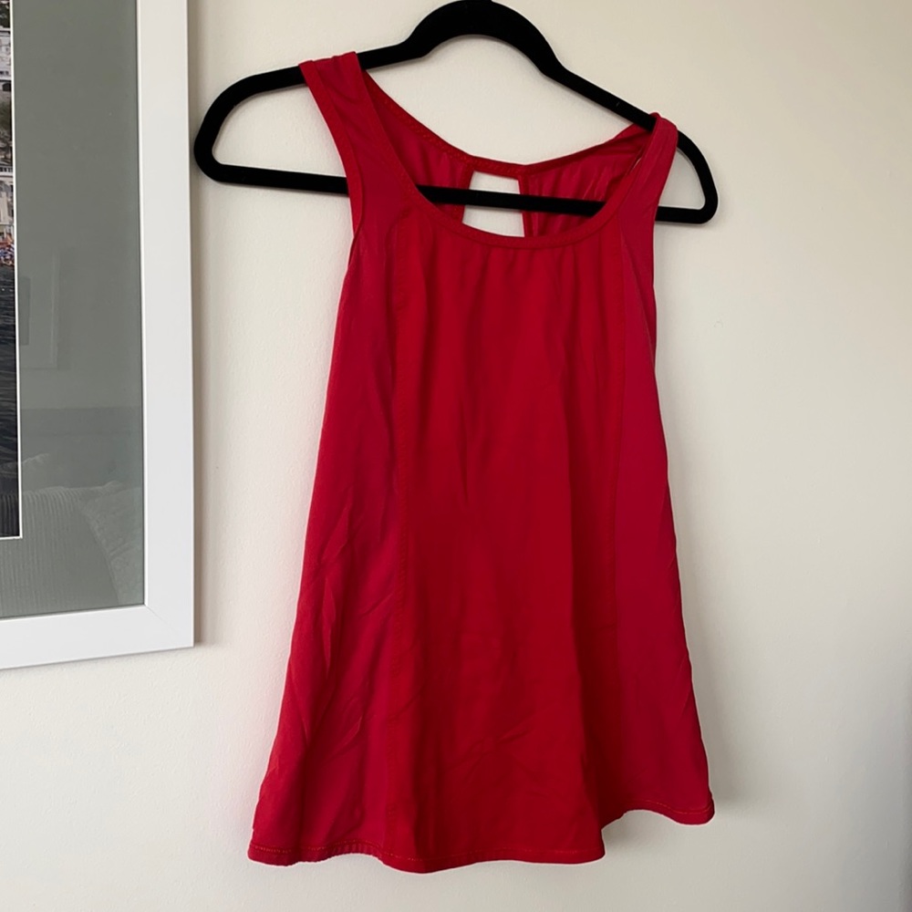 Lululemon tank top